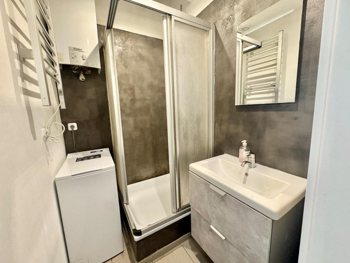 Apartment Stylish Flat In Heart Of *
