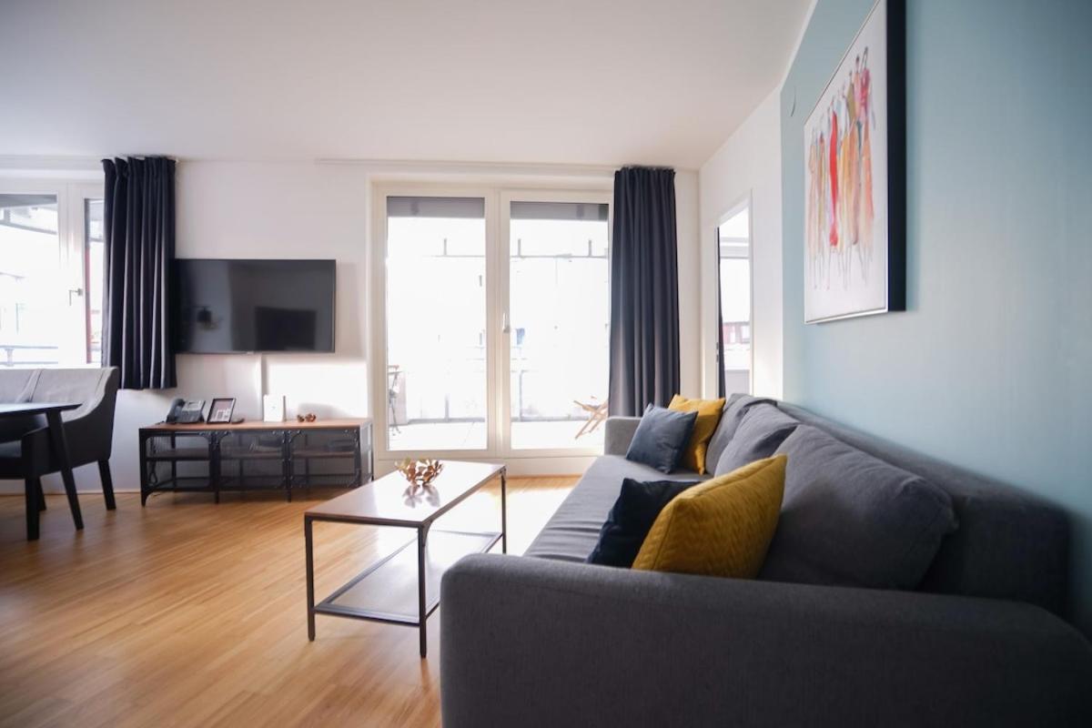 At Station I 3 Minutes To Shopping Street I High Speed Wifi Apartment