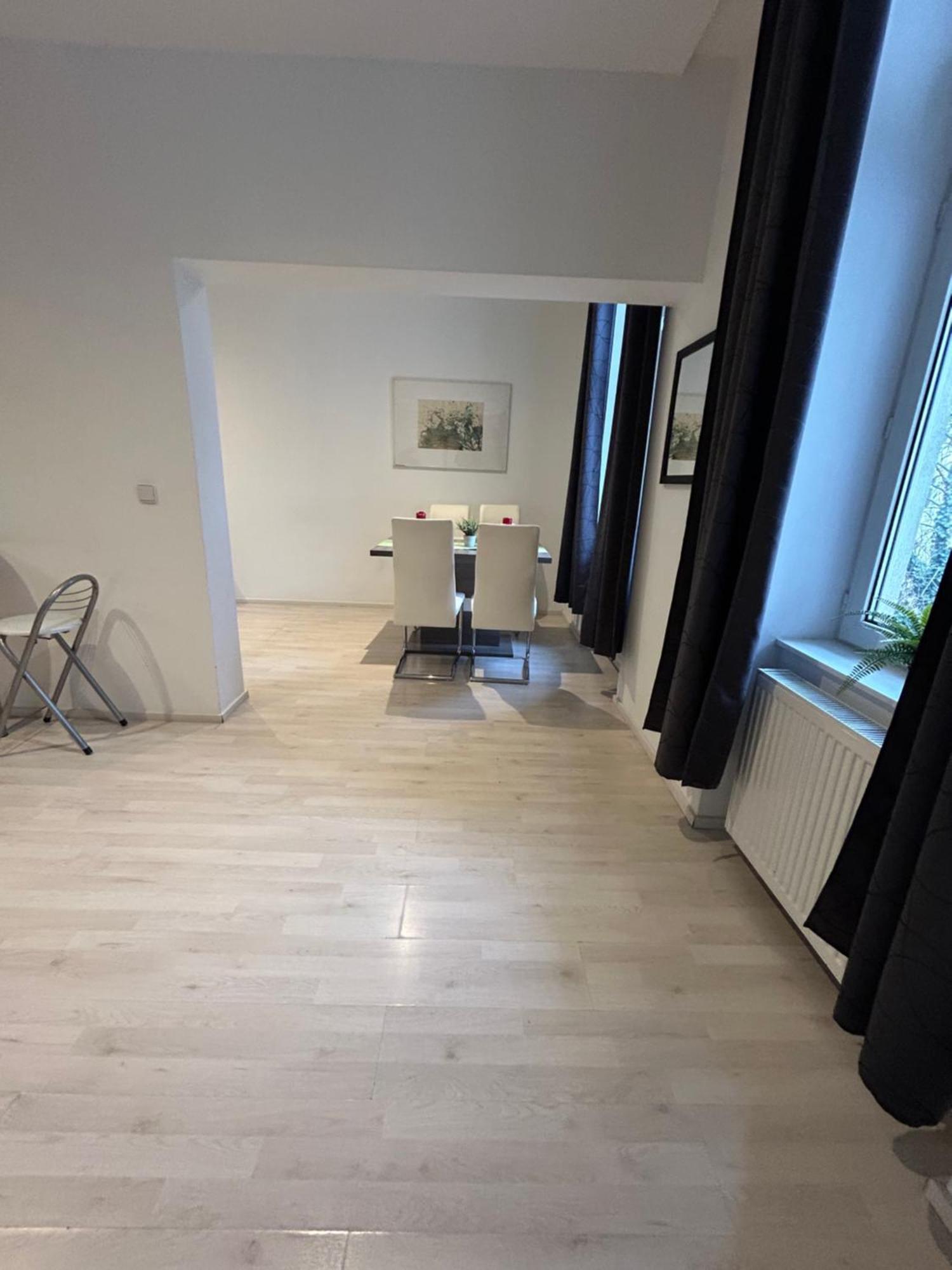 Schoene, Helle In Stadtnaehe