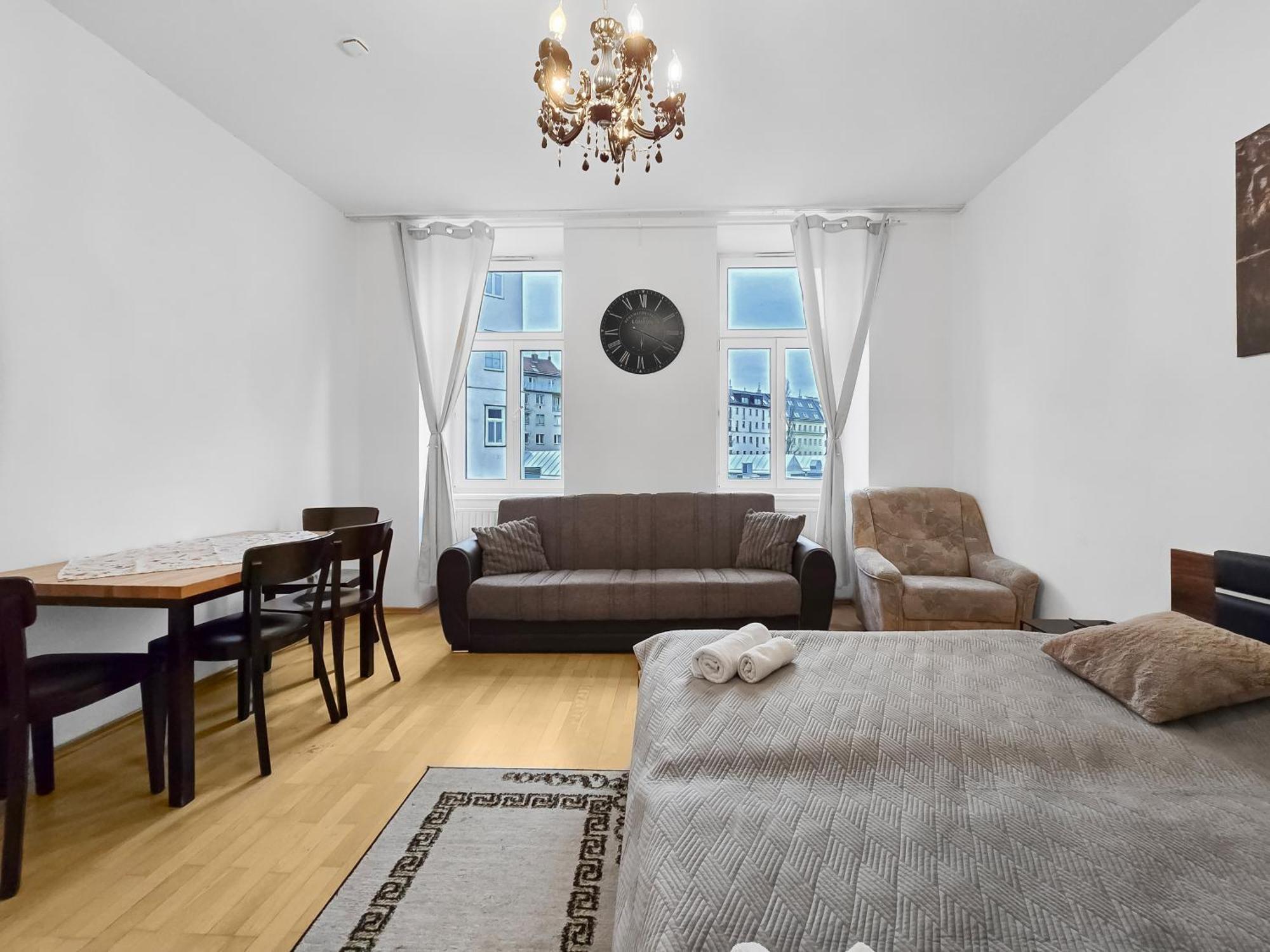 Apartment Three King-size Beds, Three Bedrooms
