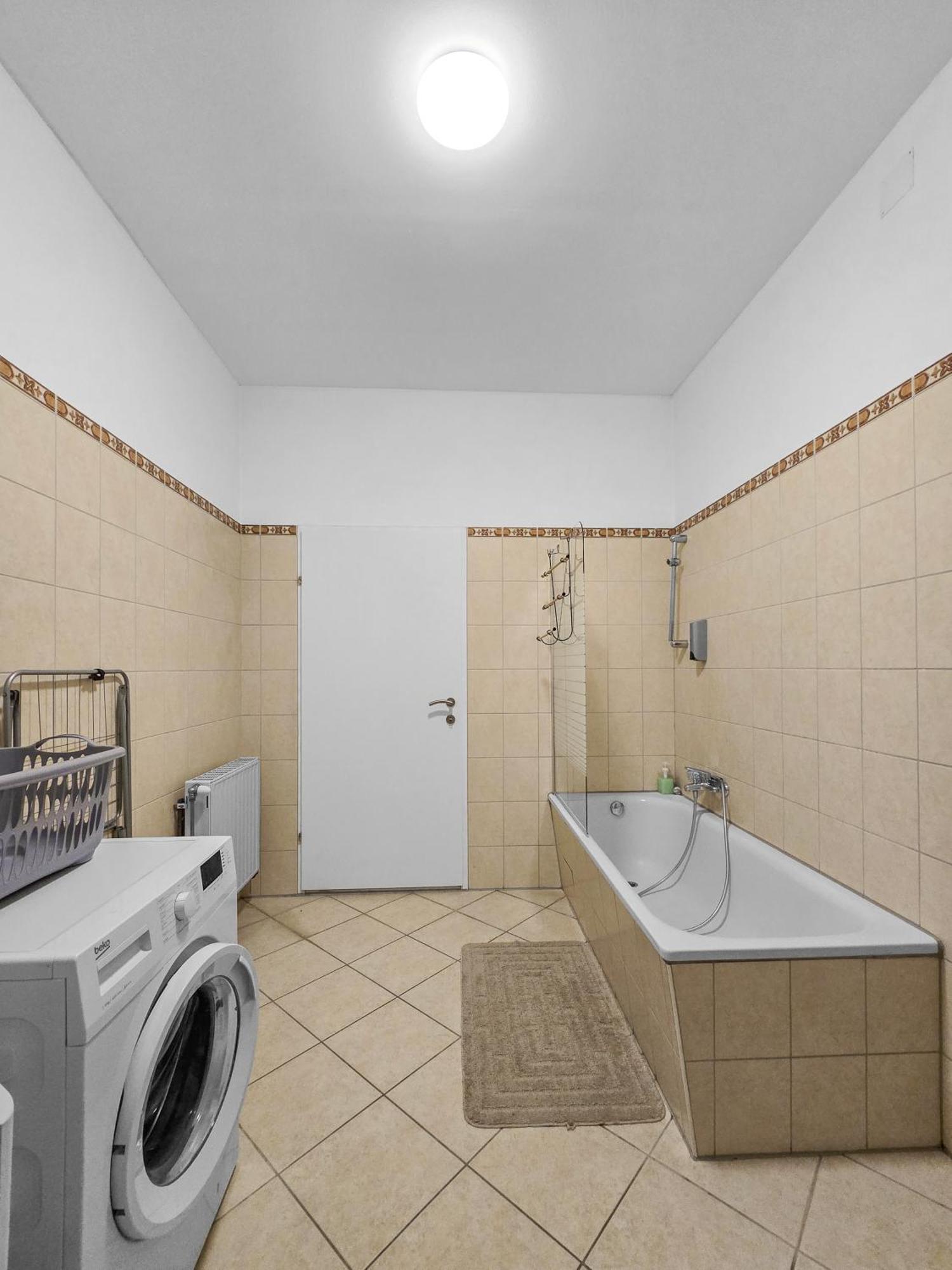 Three King-size Beds, Three Bedrooms