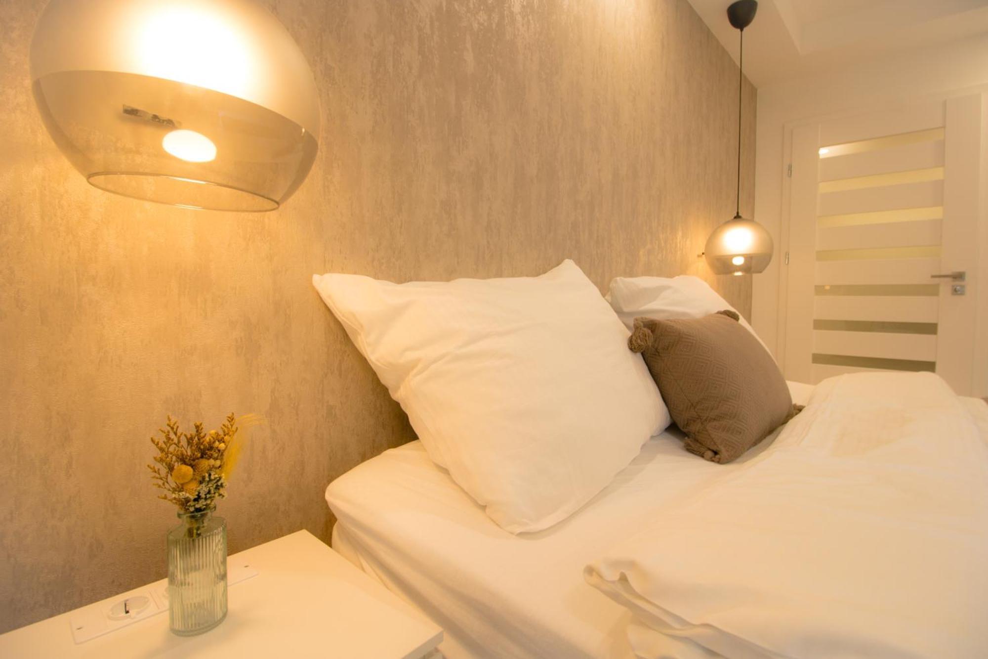 Trendy & Luxury In L Jos15 Apartment
