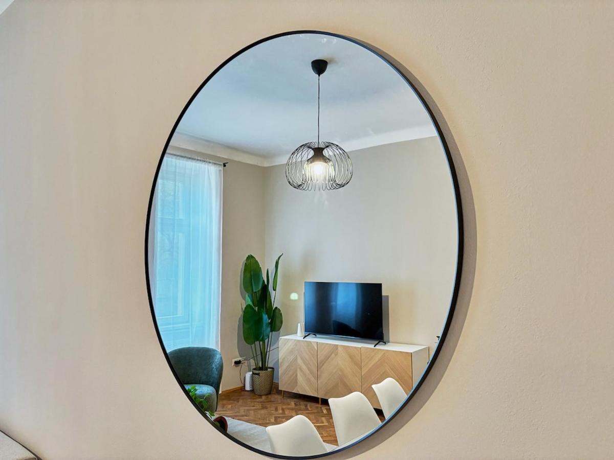 2br I 85qm I 16 Min To Inner I 8 Min To Metro *