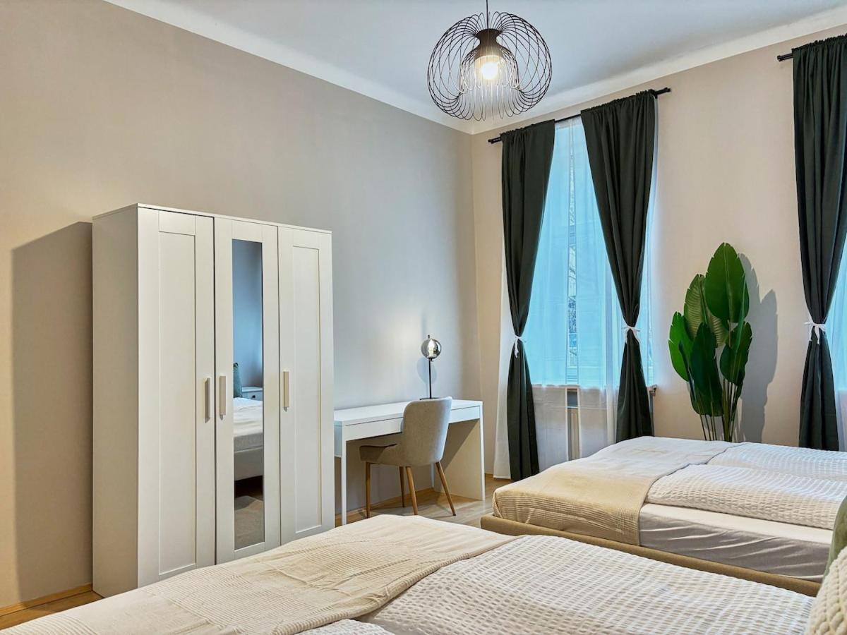 Apartment 2br I 85qm I 16 Min To Inner I 8 Min To Metro *
