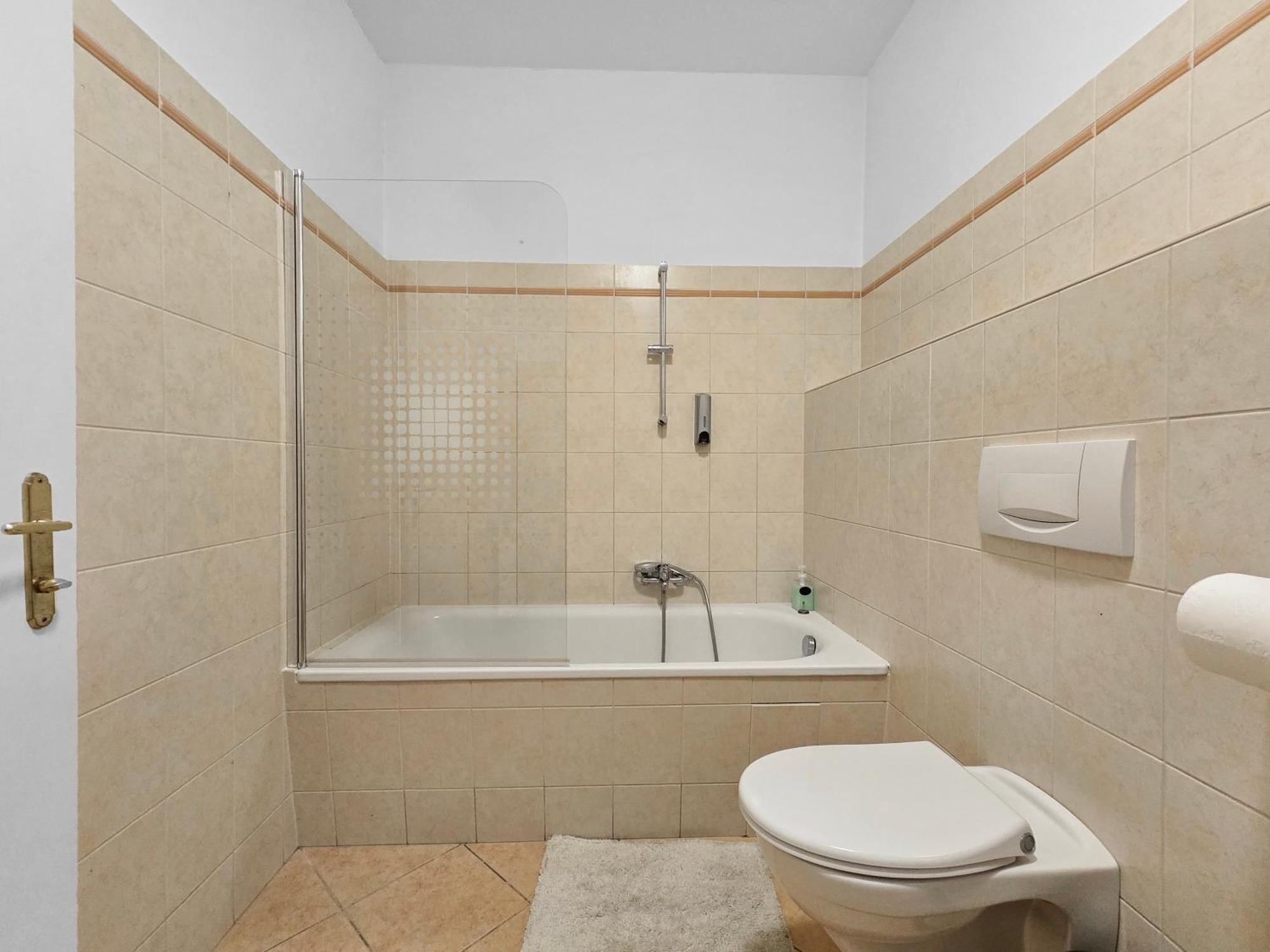 Three-bedroom Sanctuary, King-size Beds Apartamento Viena