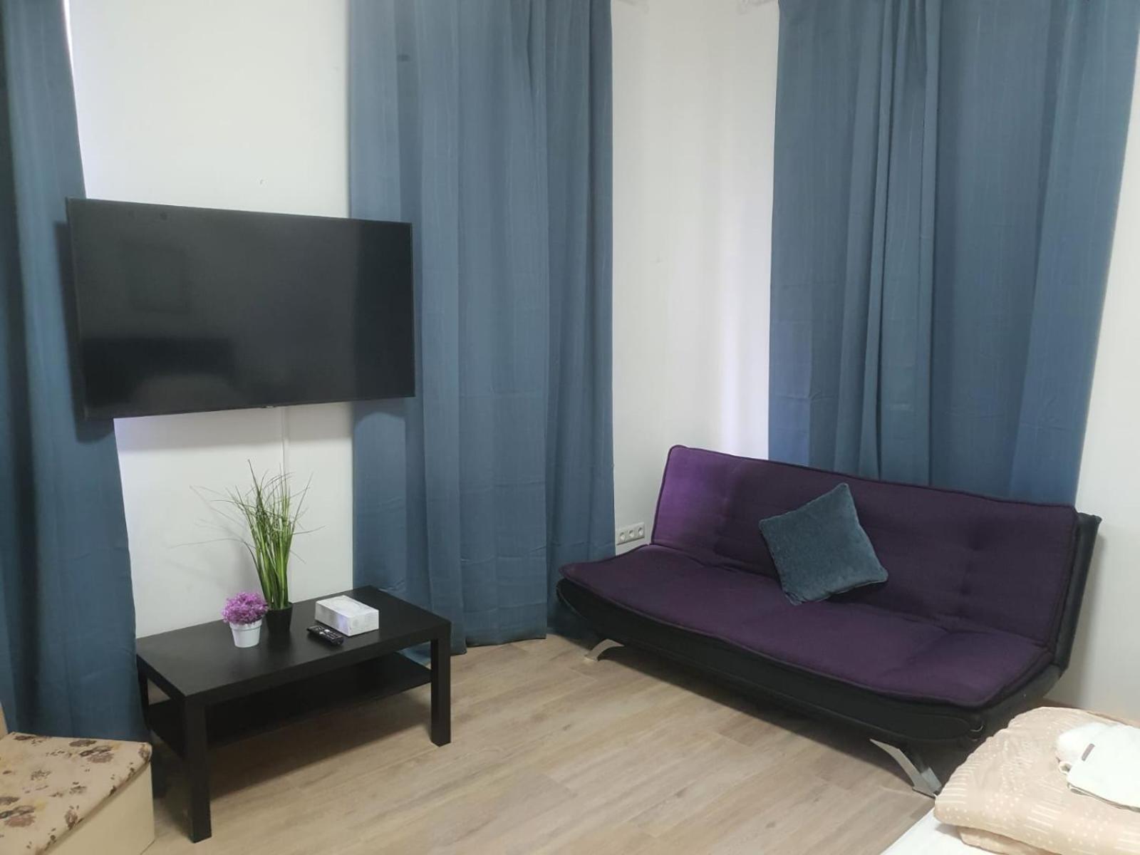 Massive 6br Apt. Near Millenium For Big Groups Apartment *