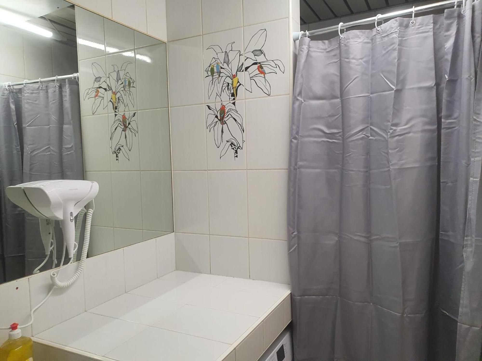 Massive 6br Apt. Near Millenium For Big Groups Vienna