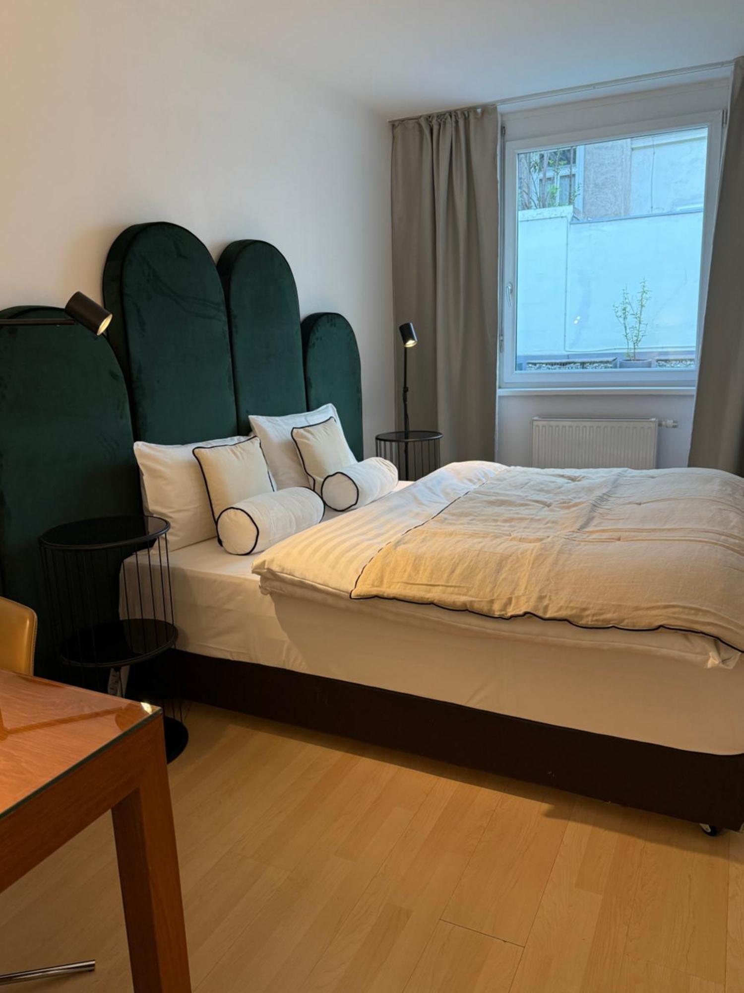 Apartment Eqbase
