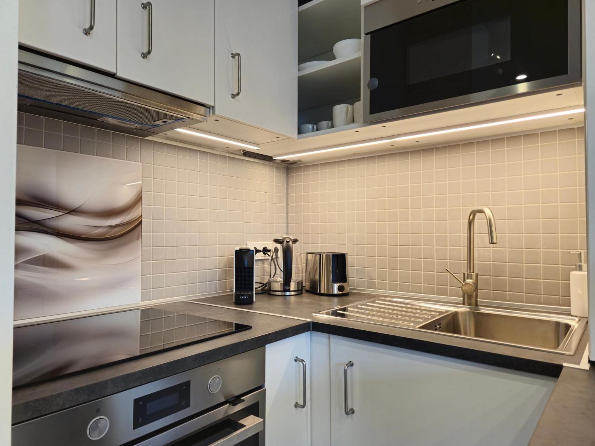 Lapi - Contactless Check In Apartment