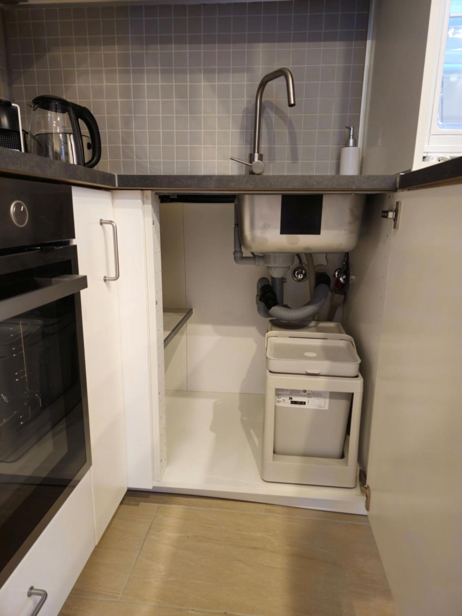 Lapi - Contactless Check In Apartment