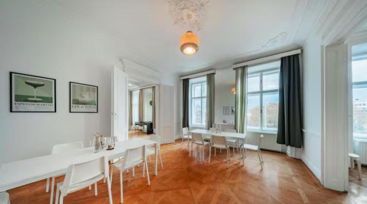 1st District Retreat Apartment