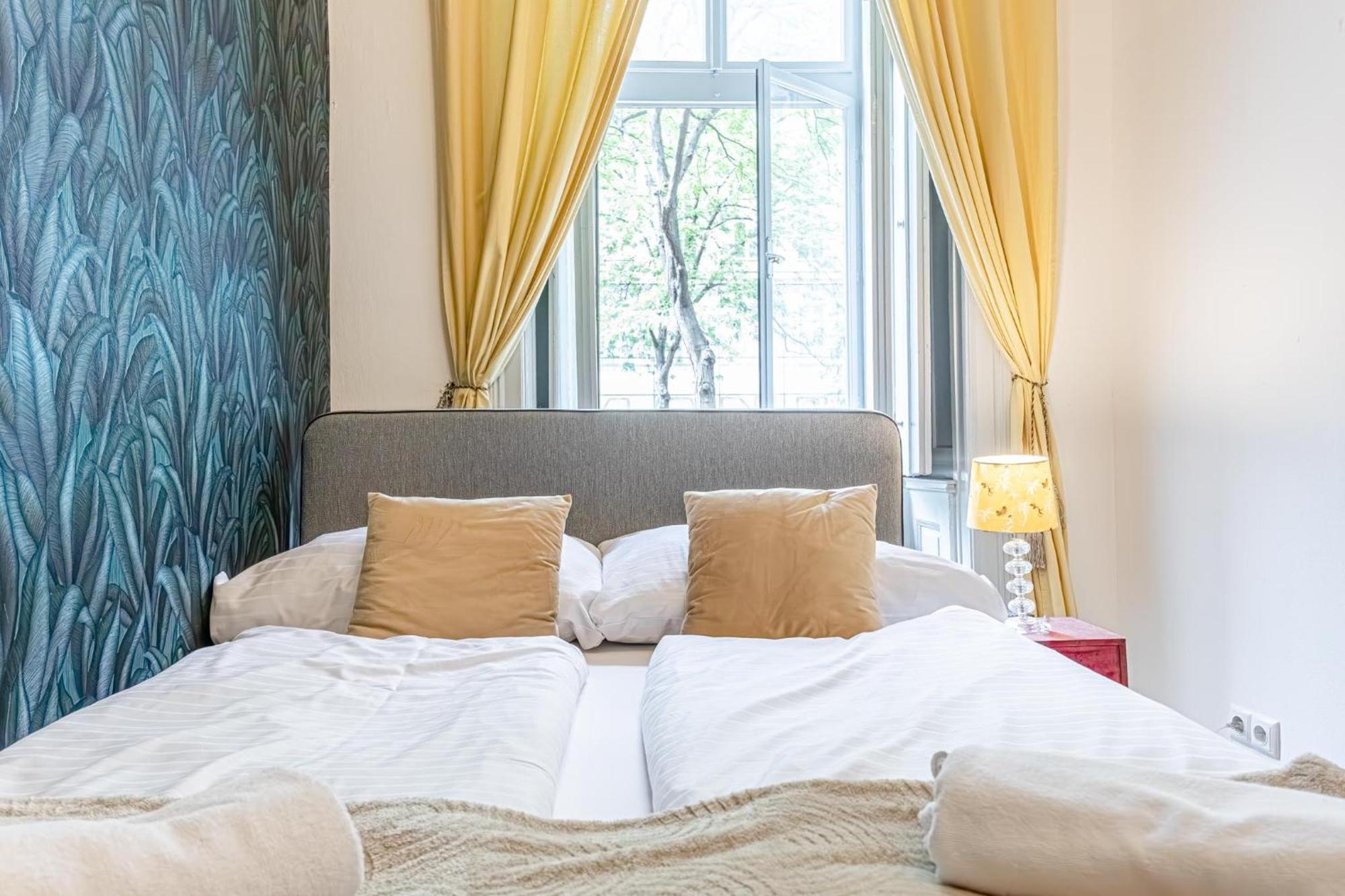 Superbly 9br Complex Ideal For 25 People * Vienna