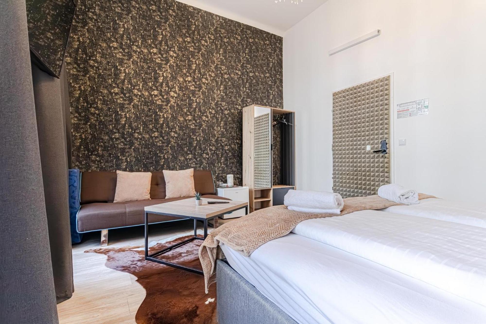 Superbly 9br Complex Ideal For 25 People Apartment