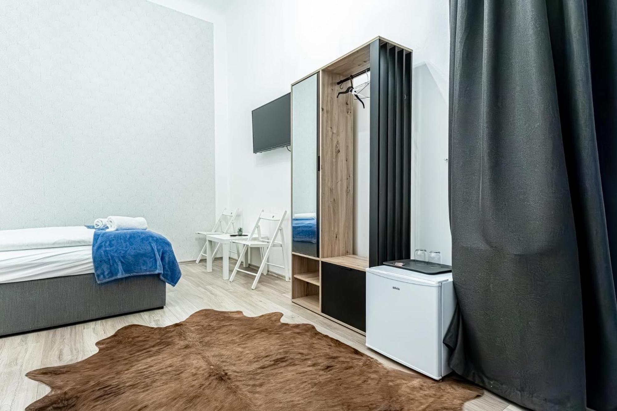 Apartment Superbly 9br Complex Ideal For 25 People Vienna