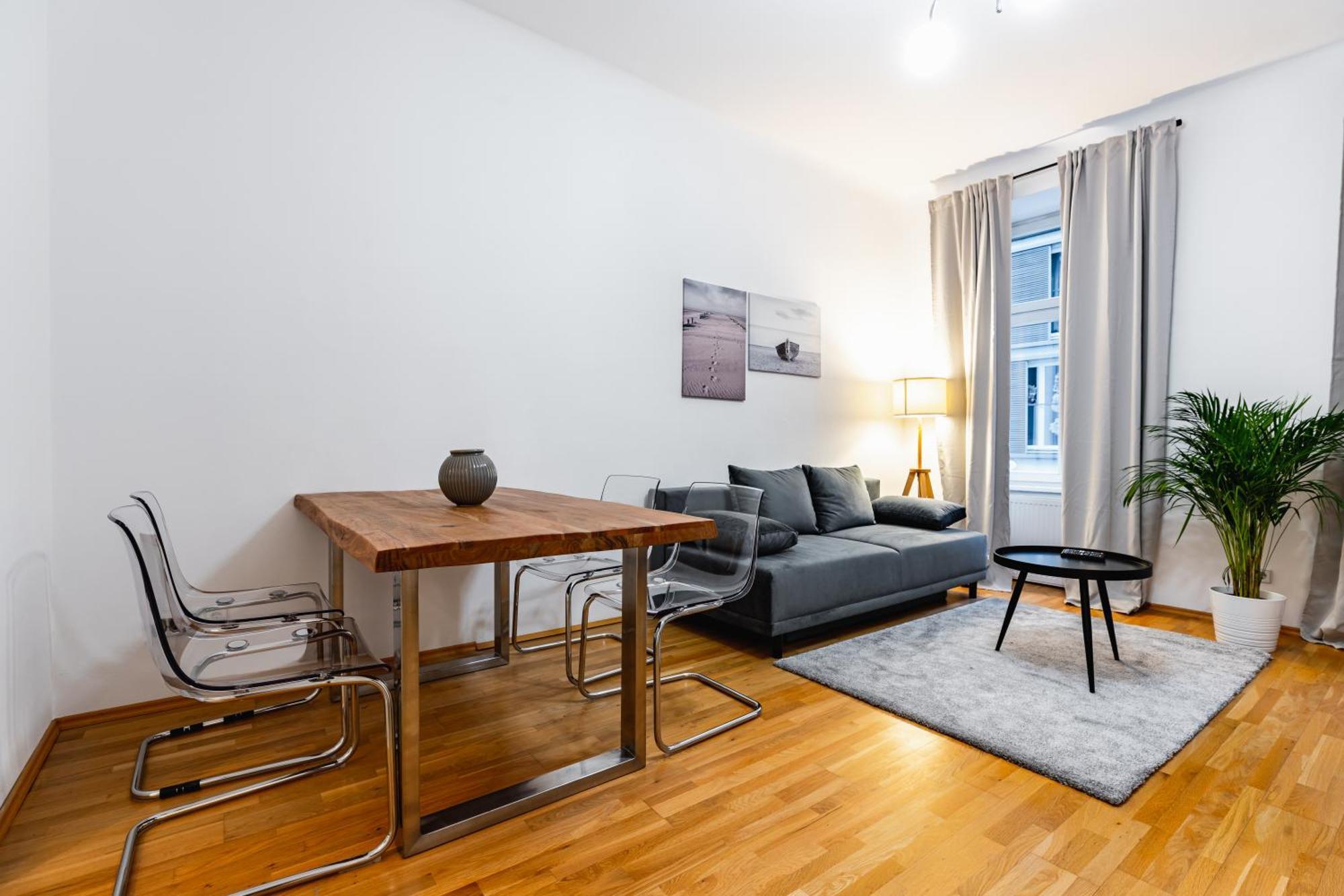 Spacious 3-room Apt. 15 Min To The Center Appartamento