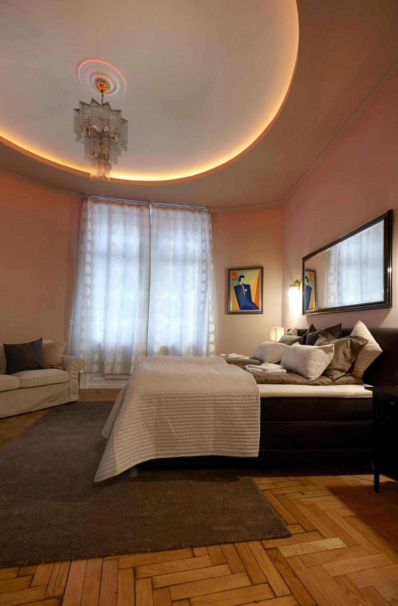 Urban Downtown Center Apartment *