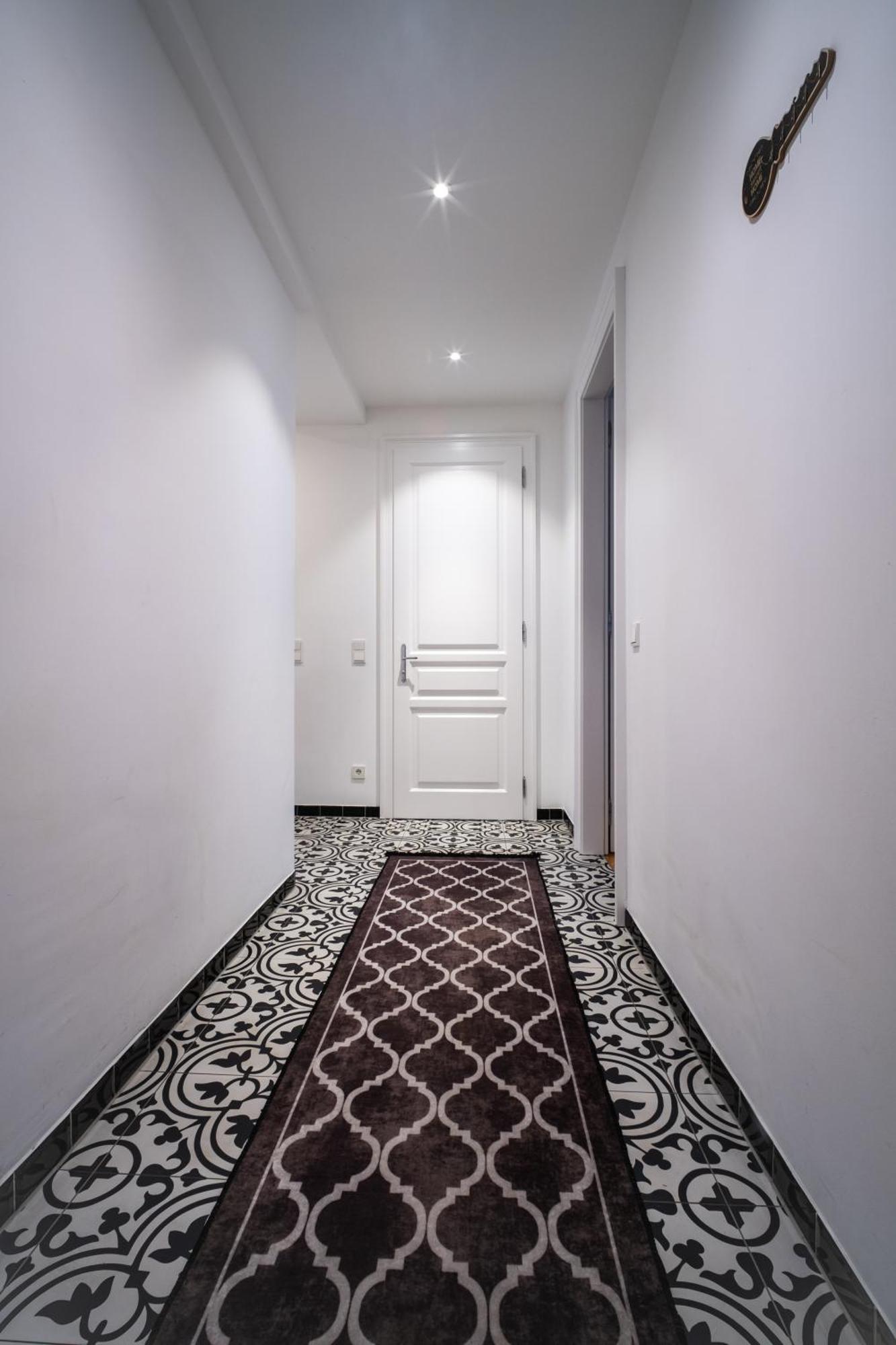 Apartment Sweet - State Opera Vienna