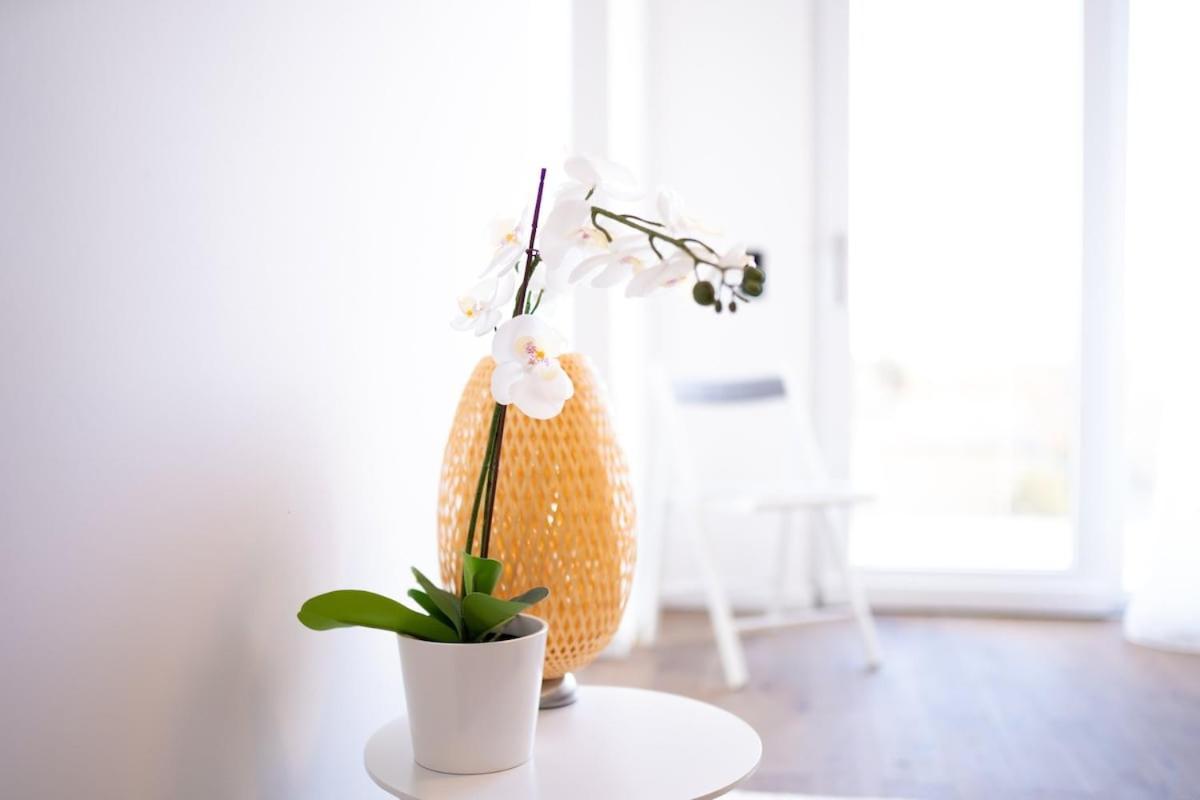 W Design With Balcony & Free Parking Apartment Vienna
