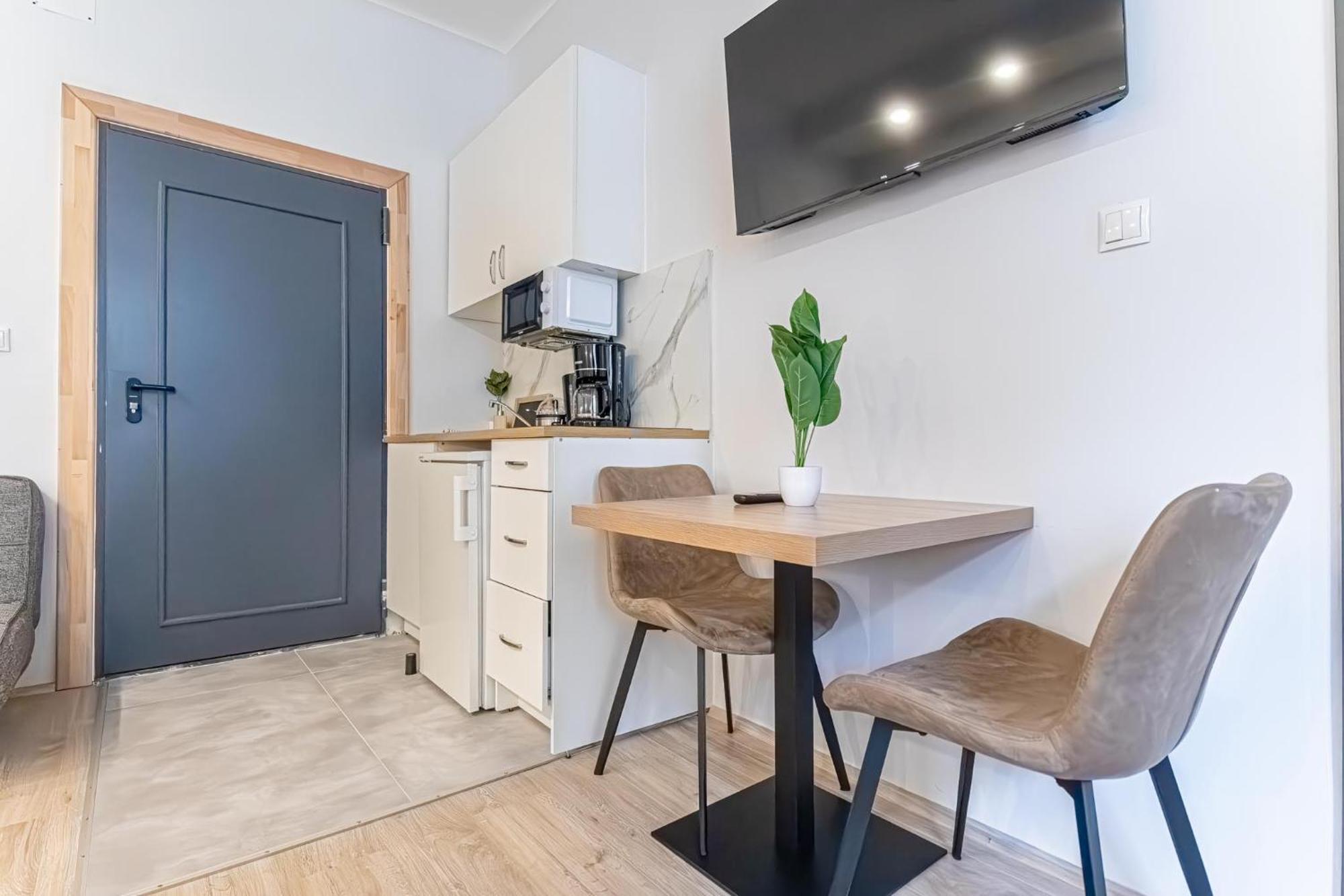Apartment Multiple And At The Heart Of *