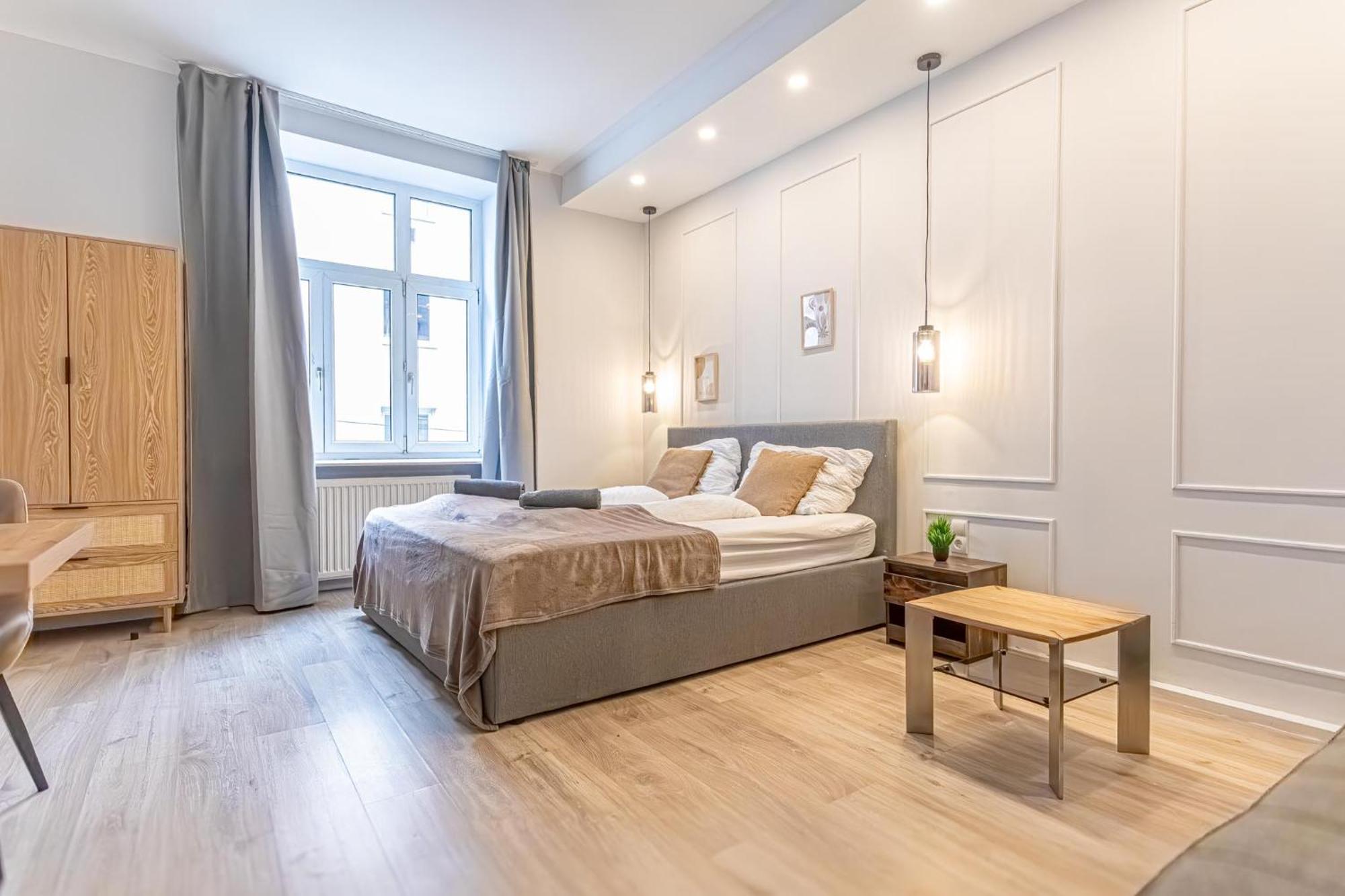 Apartment Multiple And At The Heart Of *