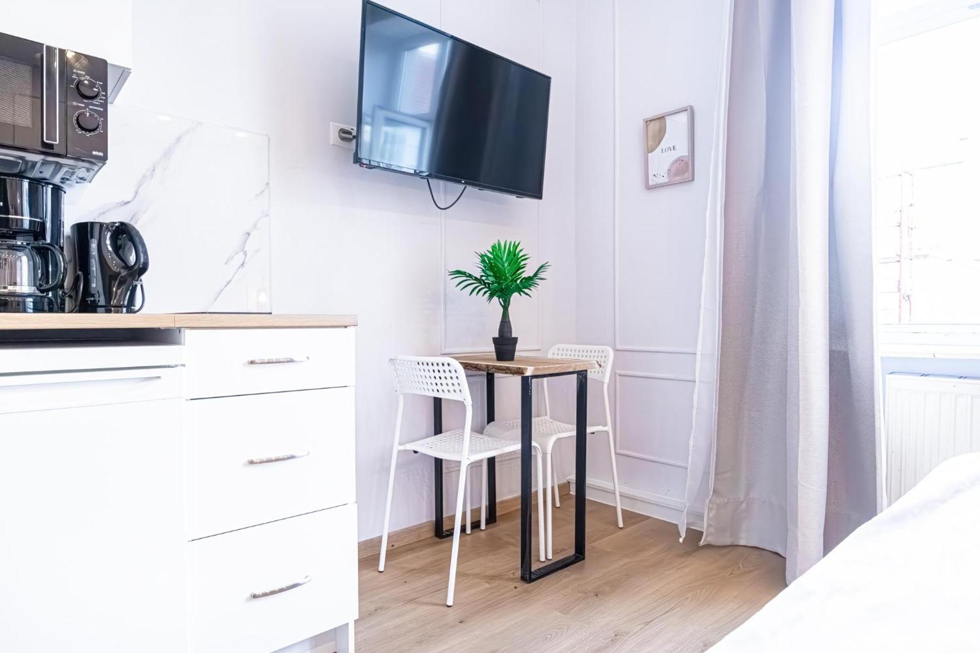 Multiple And At The Heart Of Apartment *