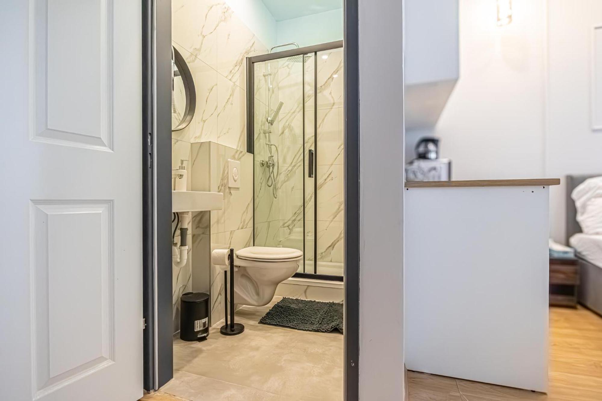 Apartment Multiple And At The Heart Of *