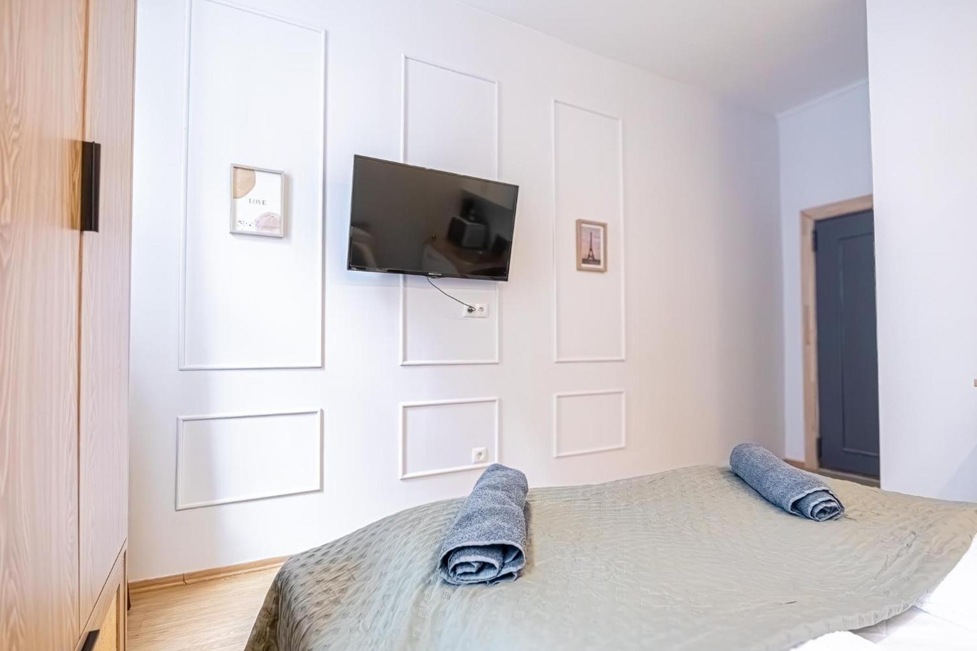 Multiple And At The Heart Of Apartment *