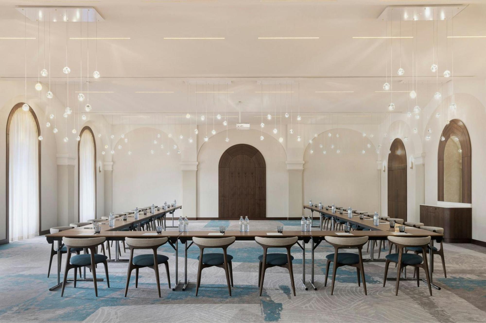 Imperial Riding School, Autograph Collection Hotel *