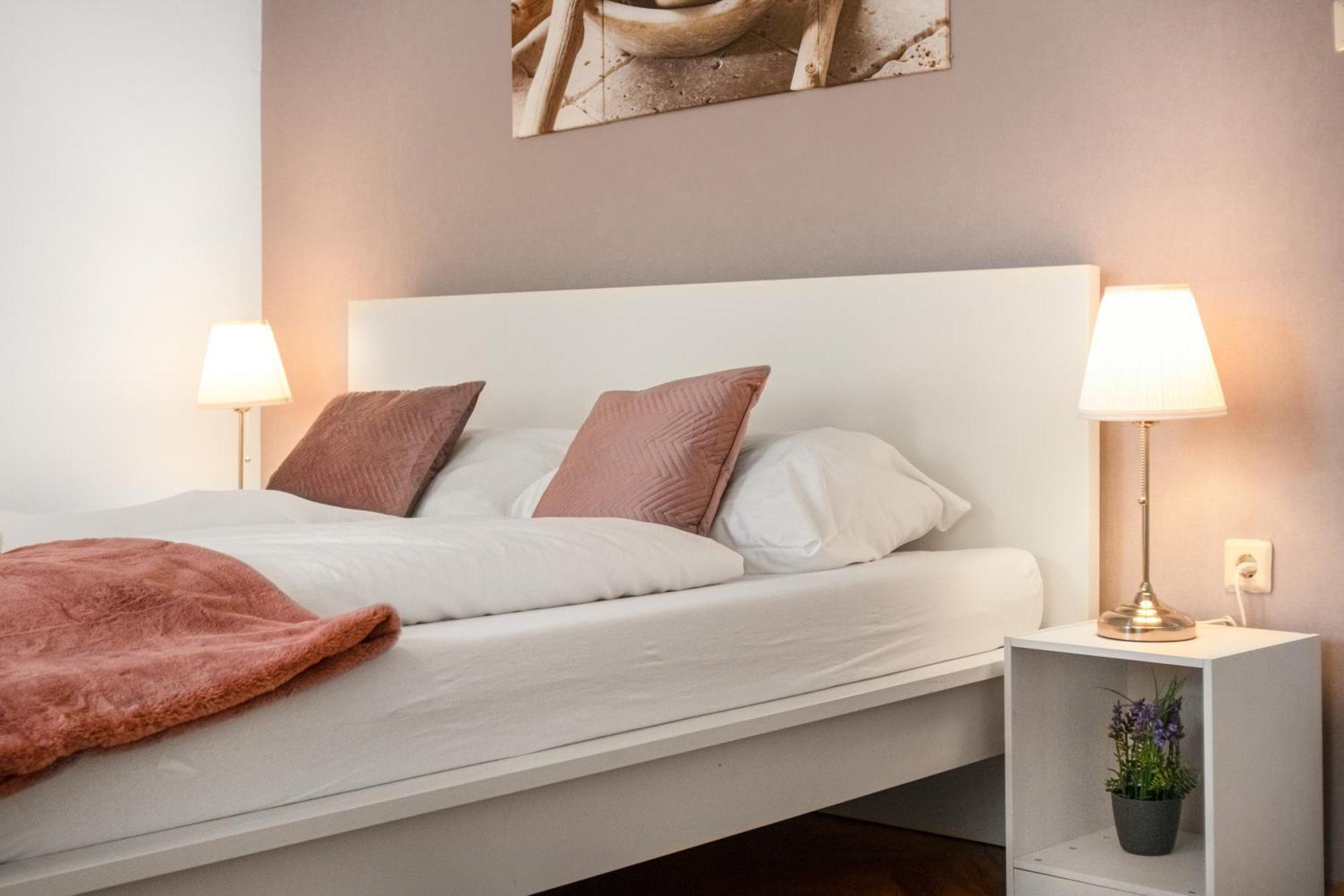 Apartamento Commodious 3br Apt. Ideal For Families And Friends Viena