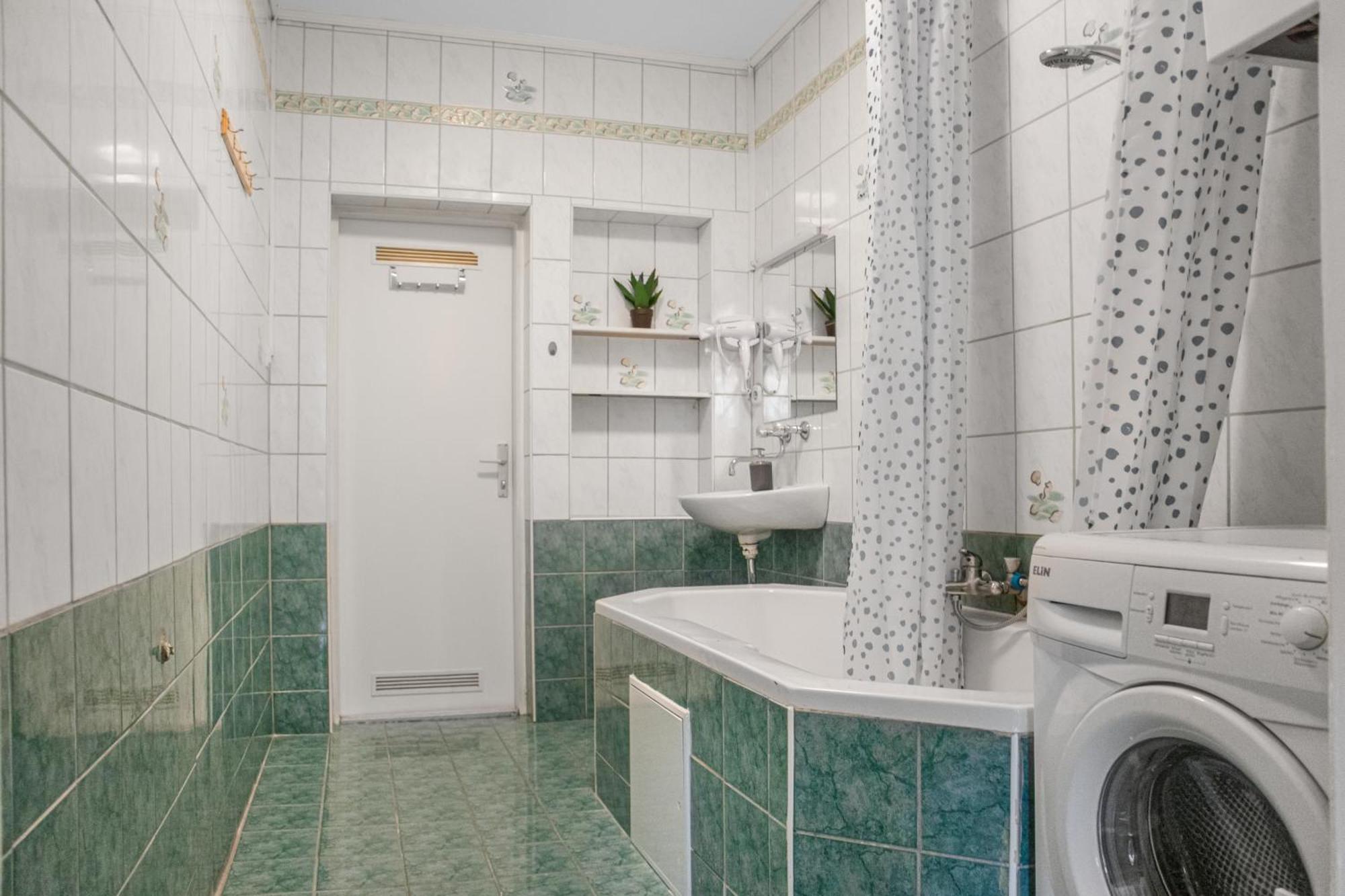 Commodious 3br Apt. Ideal For Families And Friends Viena