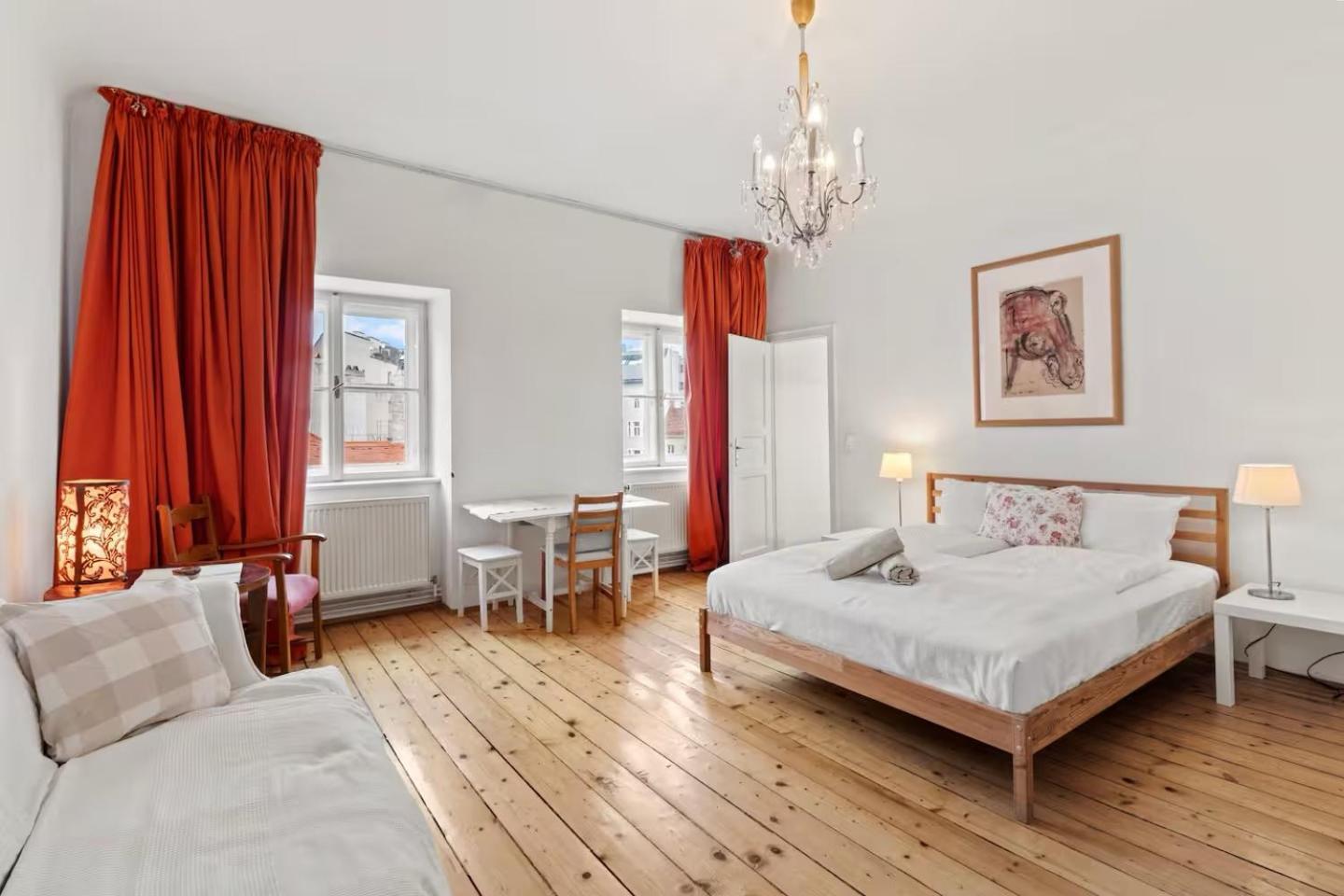 Apartment Chic 1-br - Perfect Location *