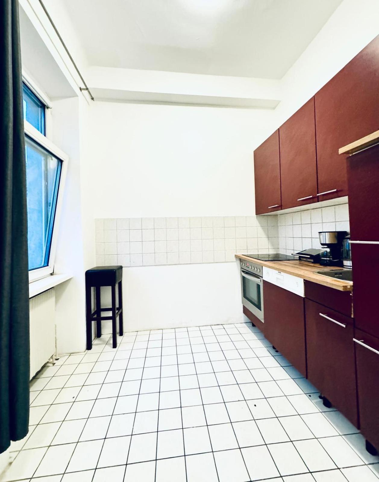 Apartment Comfy 3br In A Shared Apt, 10min To Fac Platz