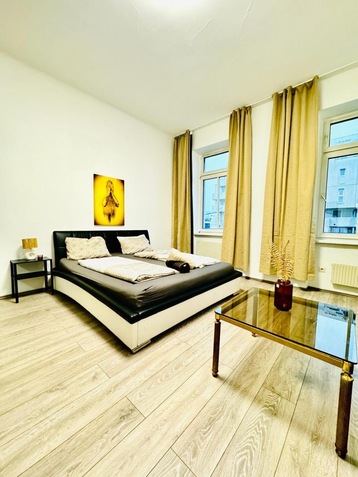Apartment Comfy 3br In A Shared Apt, 10min To Fac Platz Wien