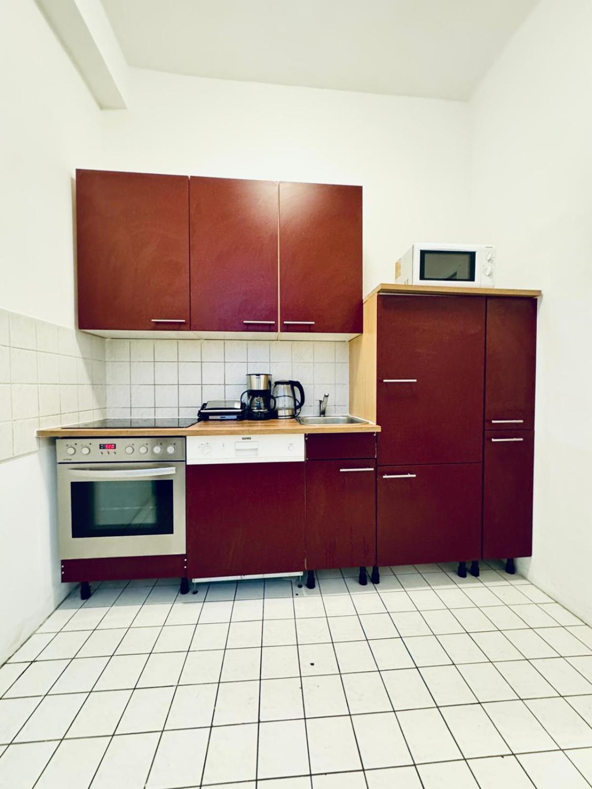 Apartment Comfy 3br In A Shared Apt, 10min To Fac Platz *