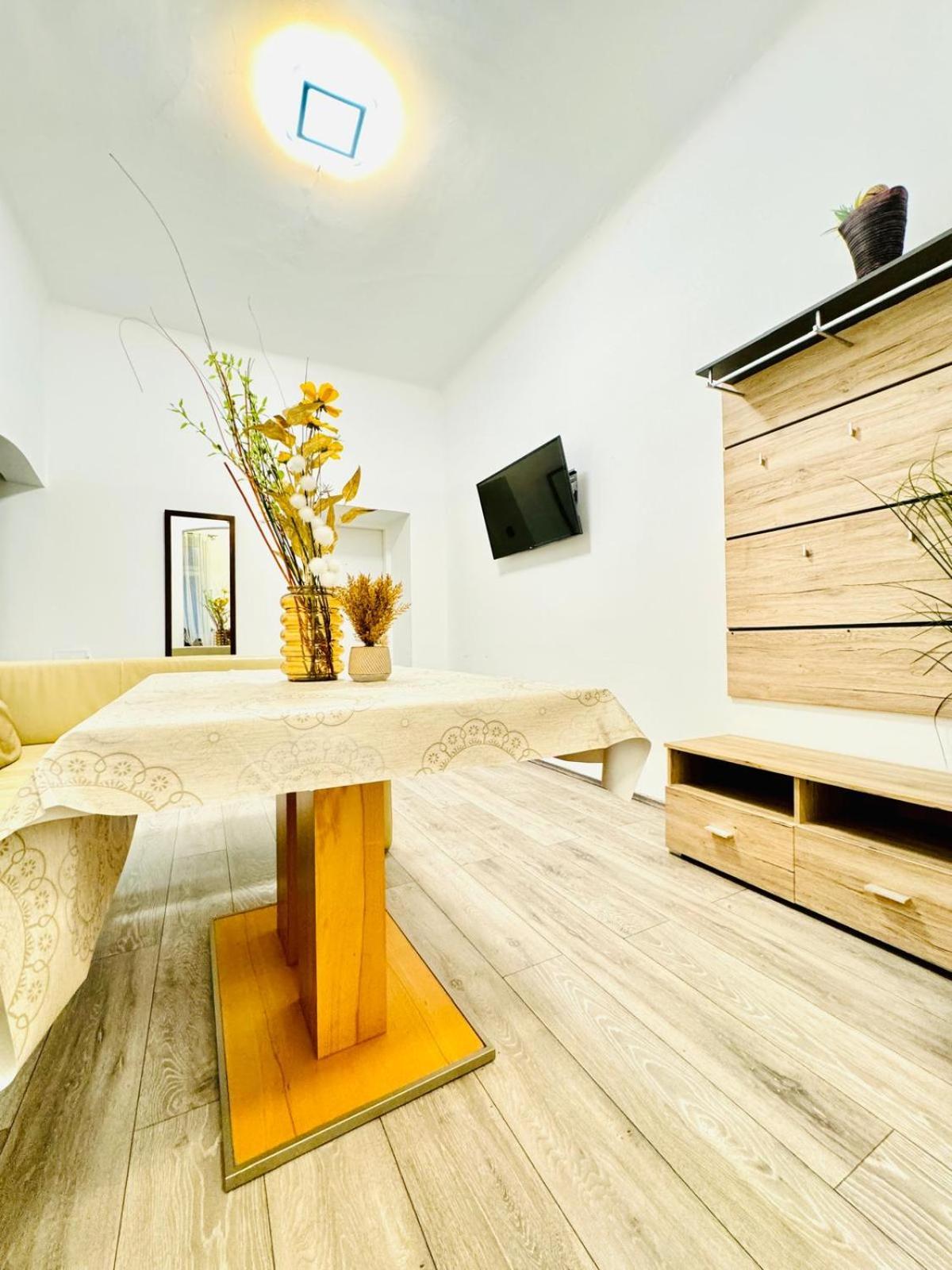 Comfy 3br In A Shared Apt, 10min To Fac Platz Wien