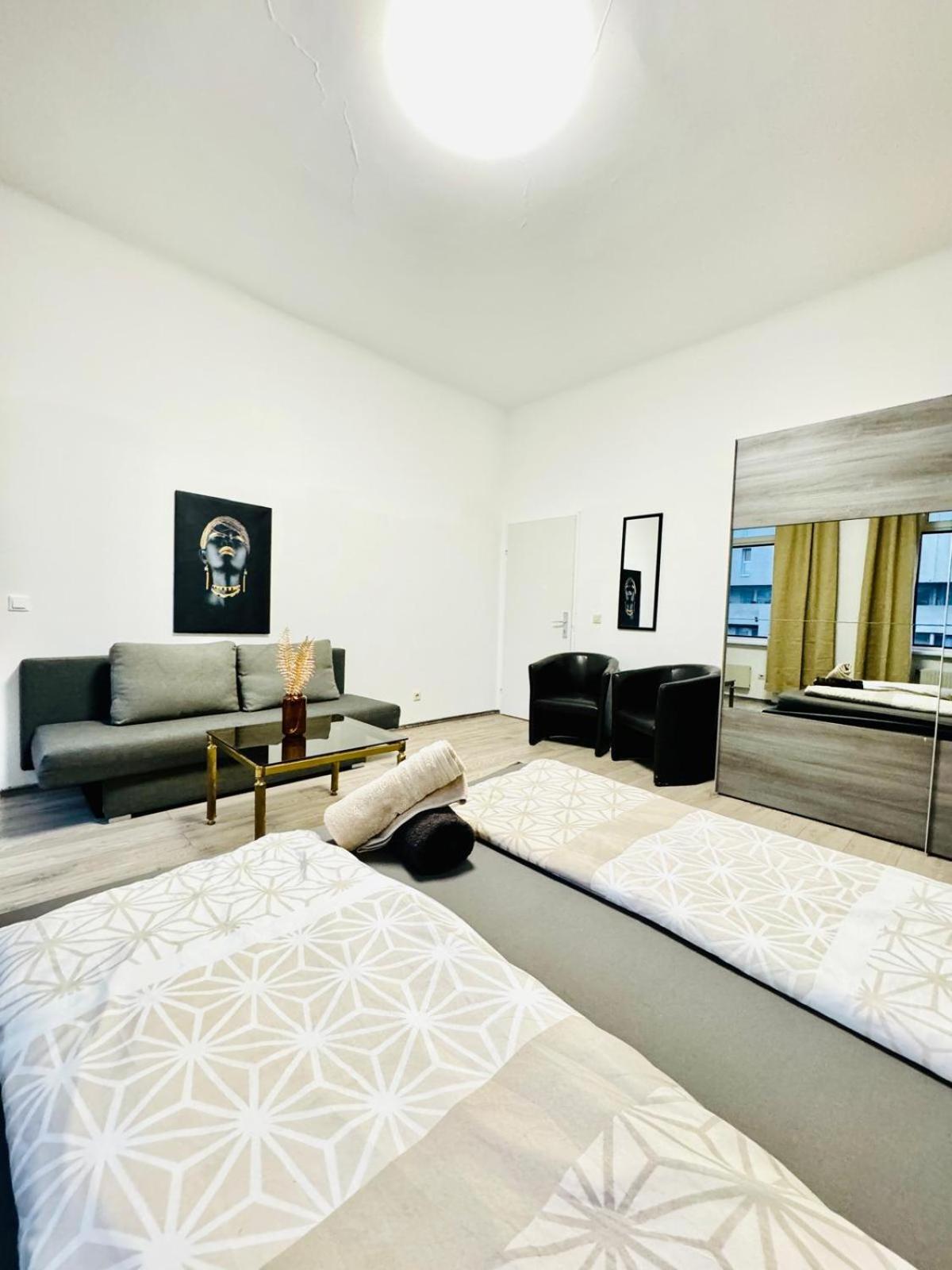 Apartment Comfy 3br In A Shared Apt, 10min To Fac Platz *