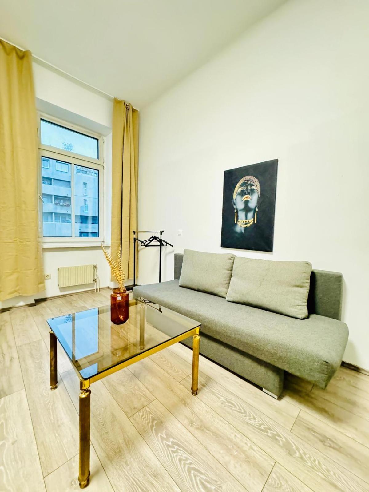 Comfy 3br In A Shared Apt, 10min To Fac Platz