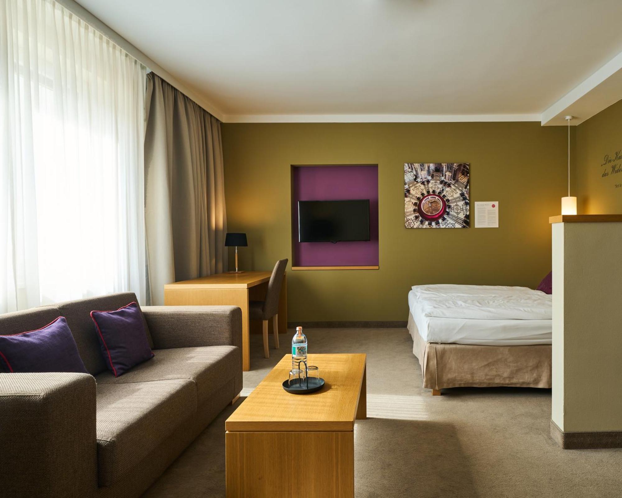 Henriette Stadthotel Hotel 4*