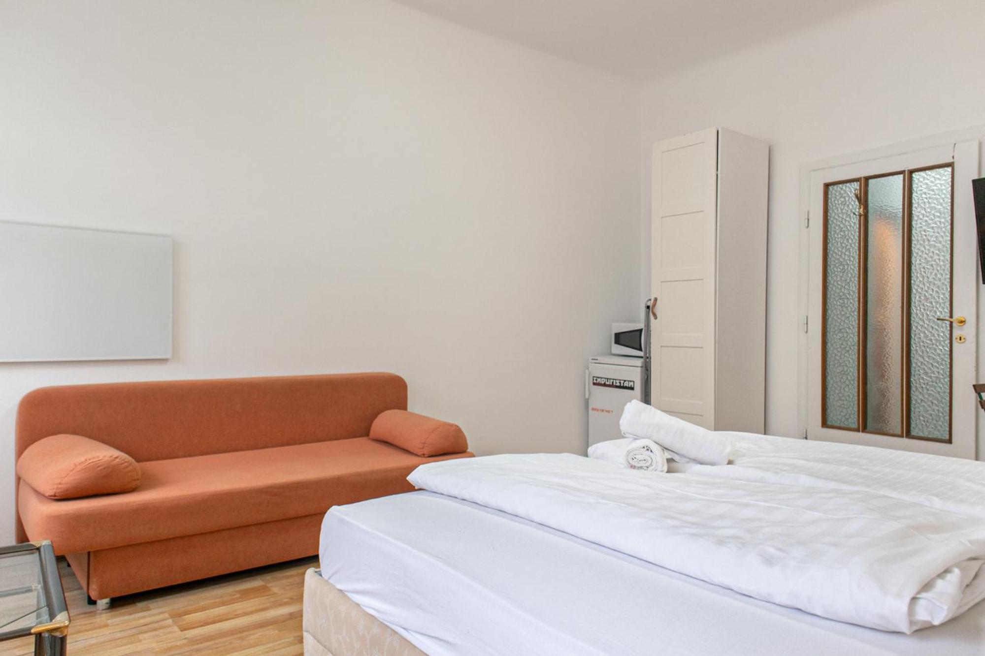 Apartment Budget - Near Wiener Stadthalle Ideal For Longstays *