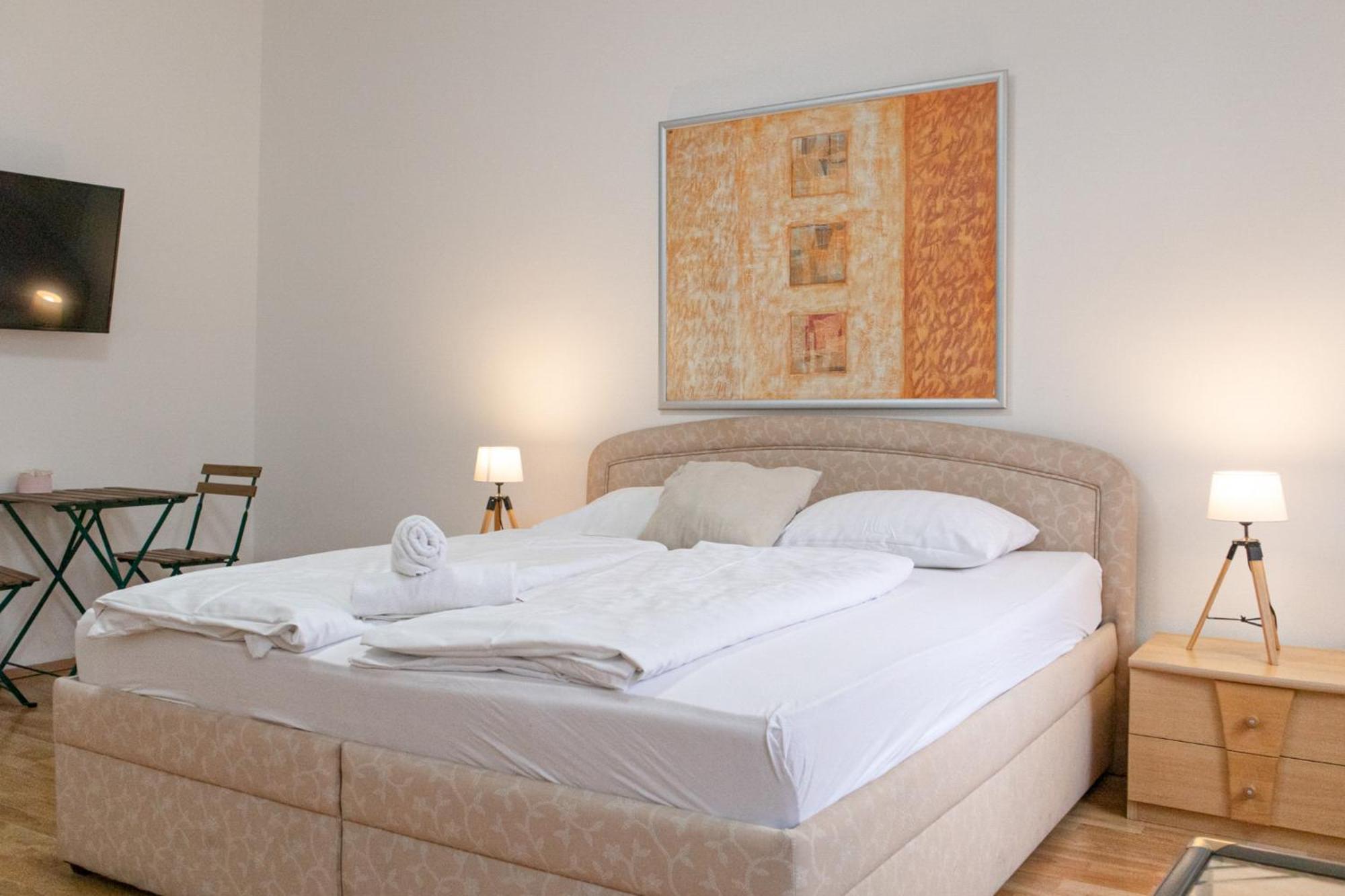 Budget - Near Wiener Stadthalle Ideal For Longstays Apartment