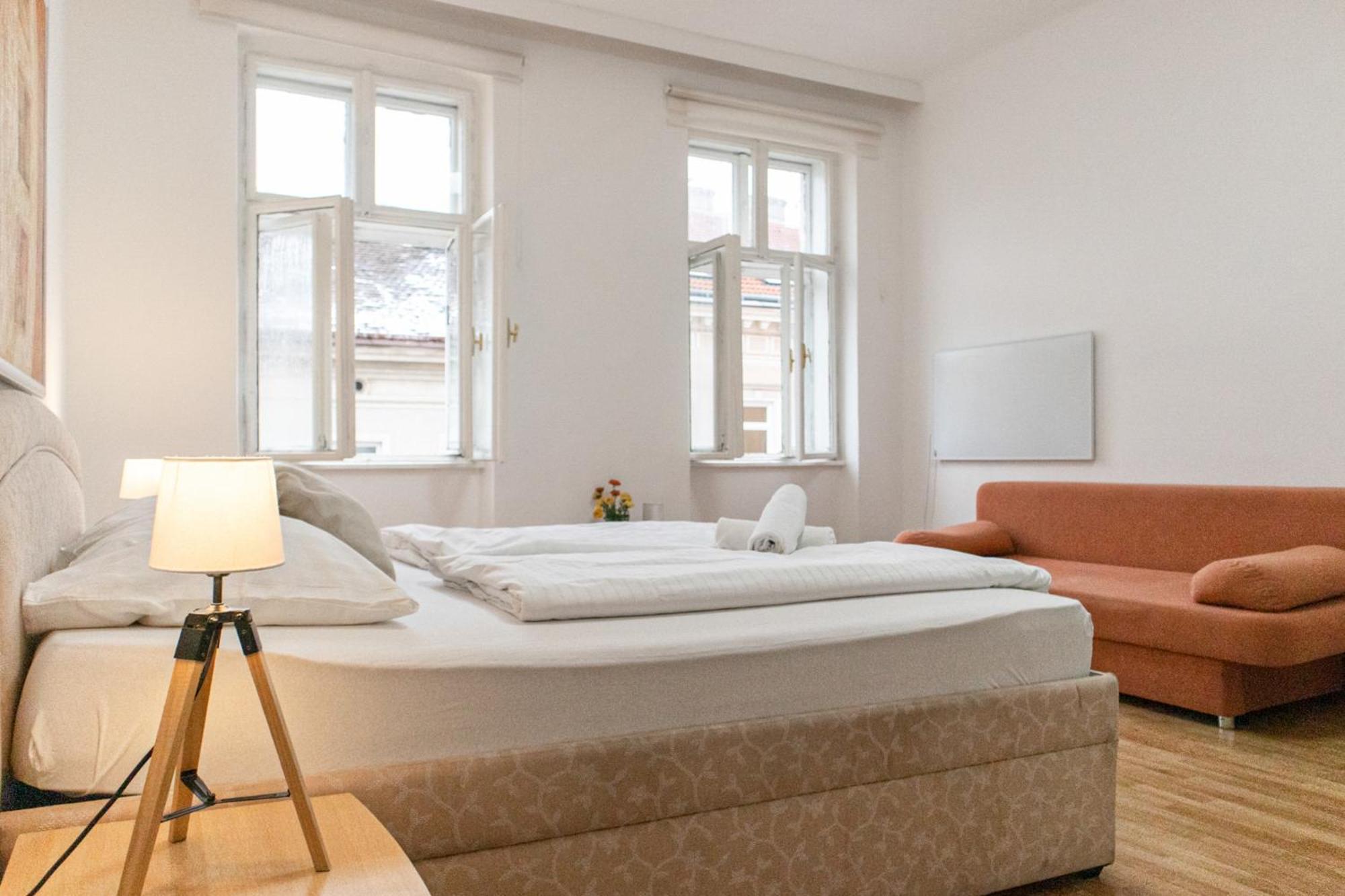 Apartment Budget - Near Wiener Stadthalle Ideal For Longstays Vienna