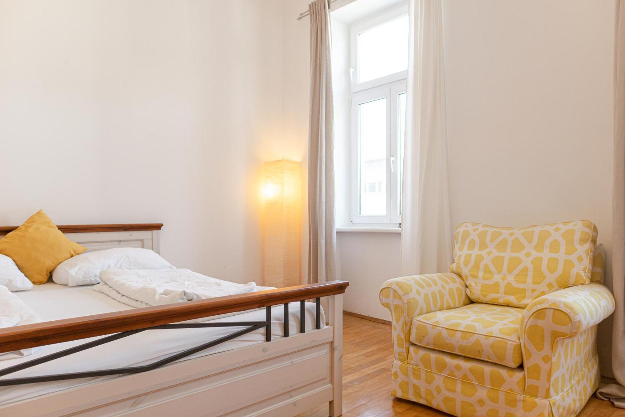 Apartment Cheerful 2br - Suitable For Longstays *