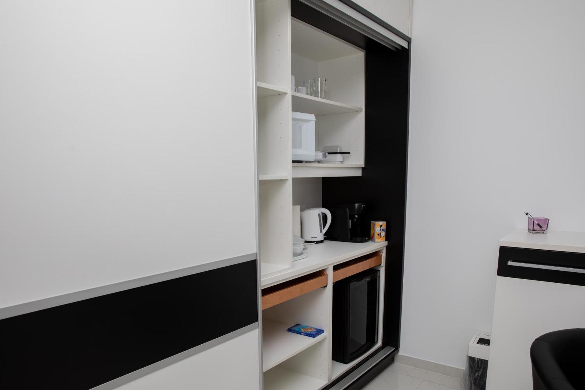 Apartment Vladys *