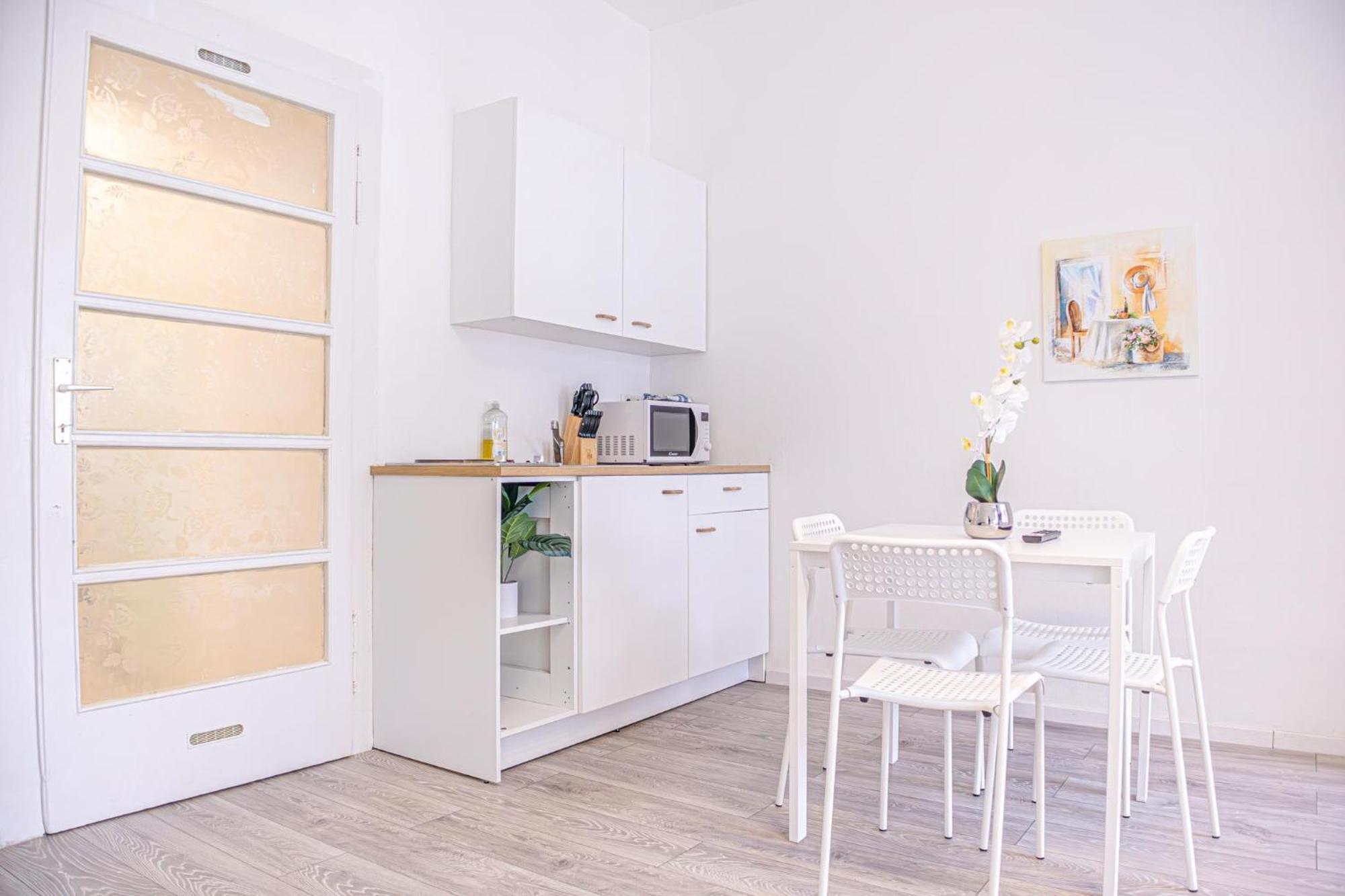 Apartamento Trendy Free Coffee - Wiener Stadthalle Viena