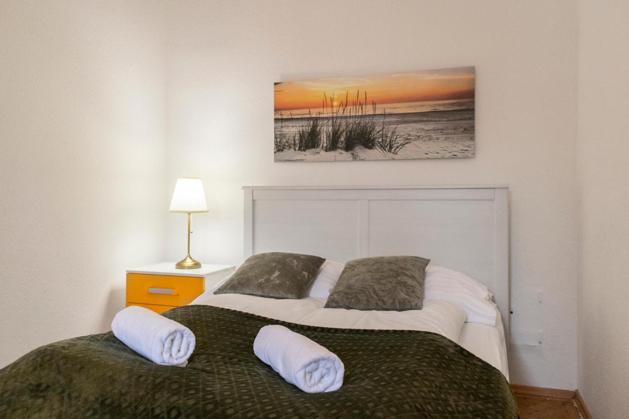 Apartment Sweet 2br Shared Standard Rooms, Location