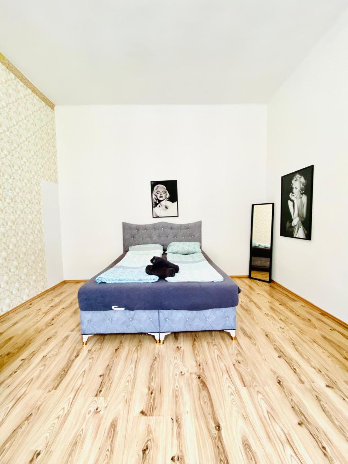 Comfy 3br In Prime Location Apartment