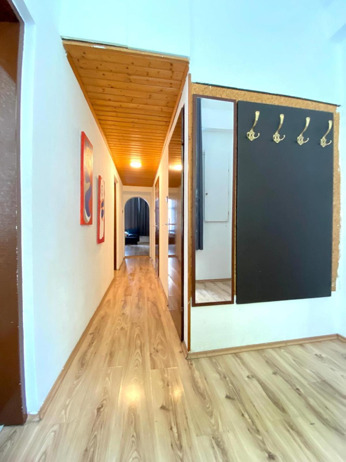 Comfy 3br In Prime Location Apartment Vienna