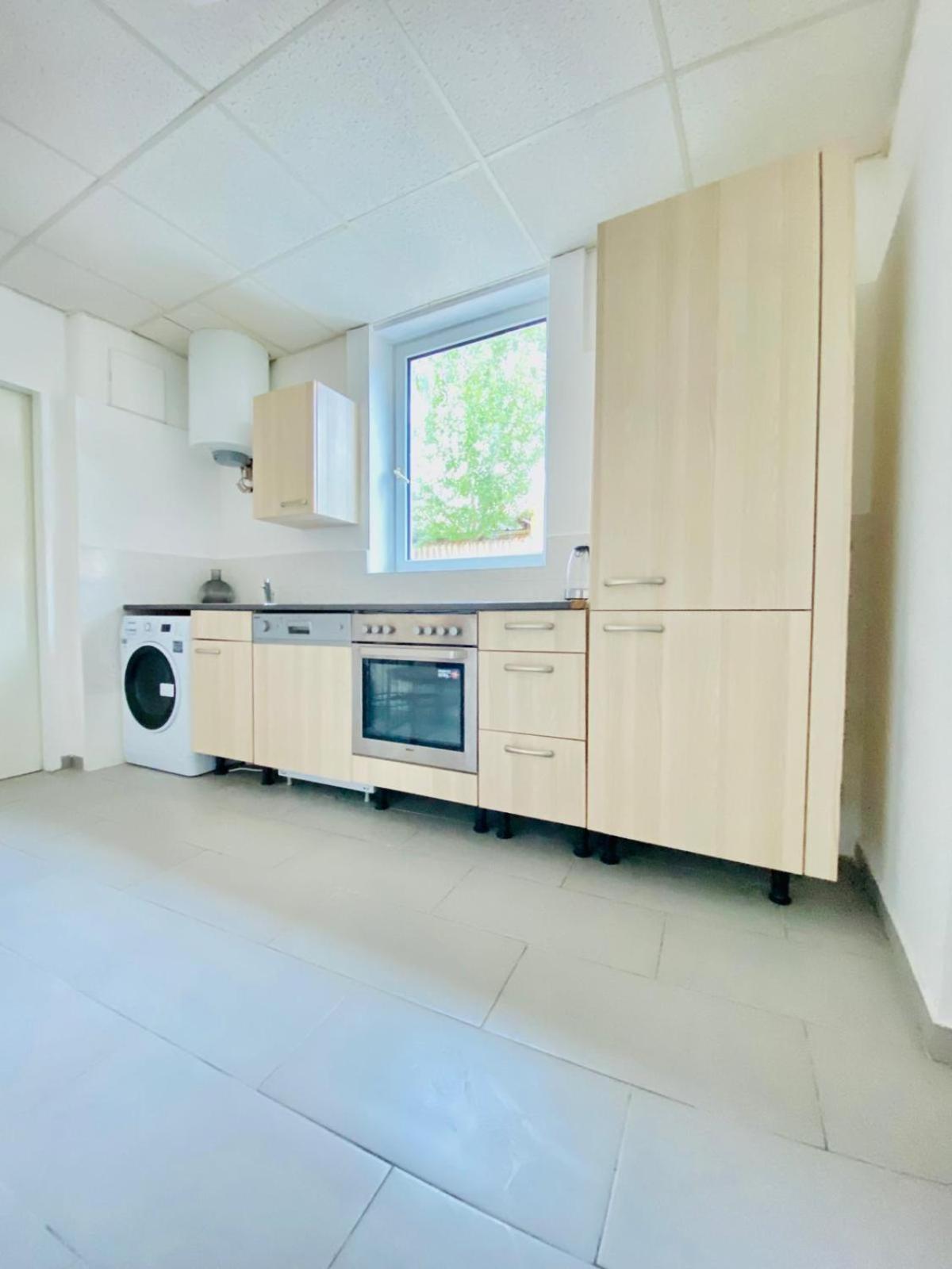 Bright & Spacious 3br With Direct Access Apartment Vienna