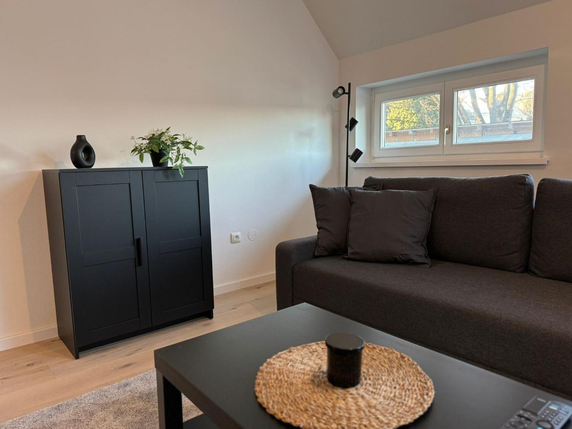Train Station, Kahlenberg, Historic, Danube - Axara Housing Fhg 16 Apartment