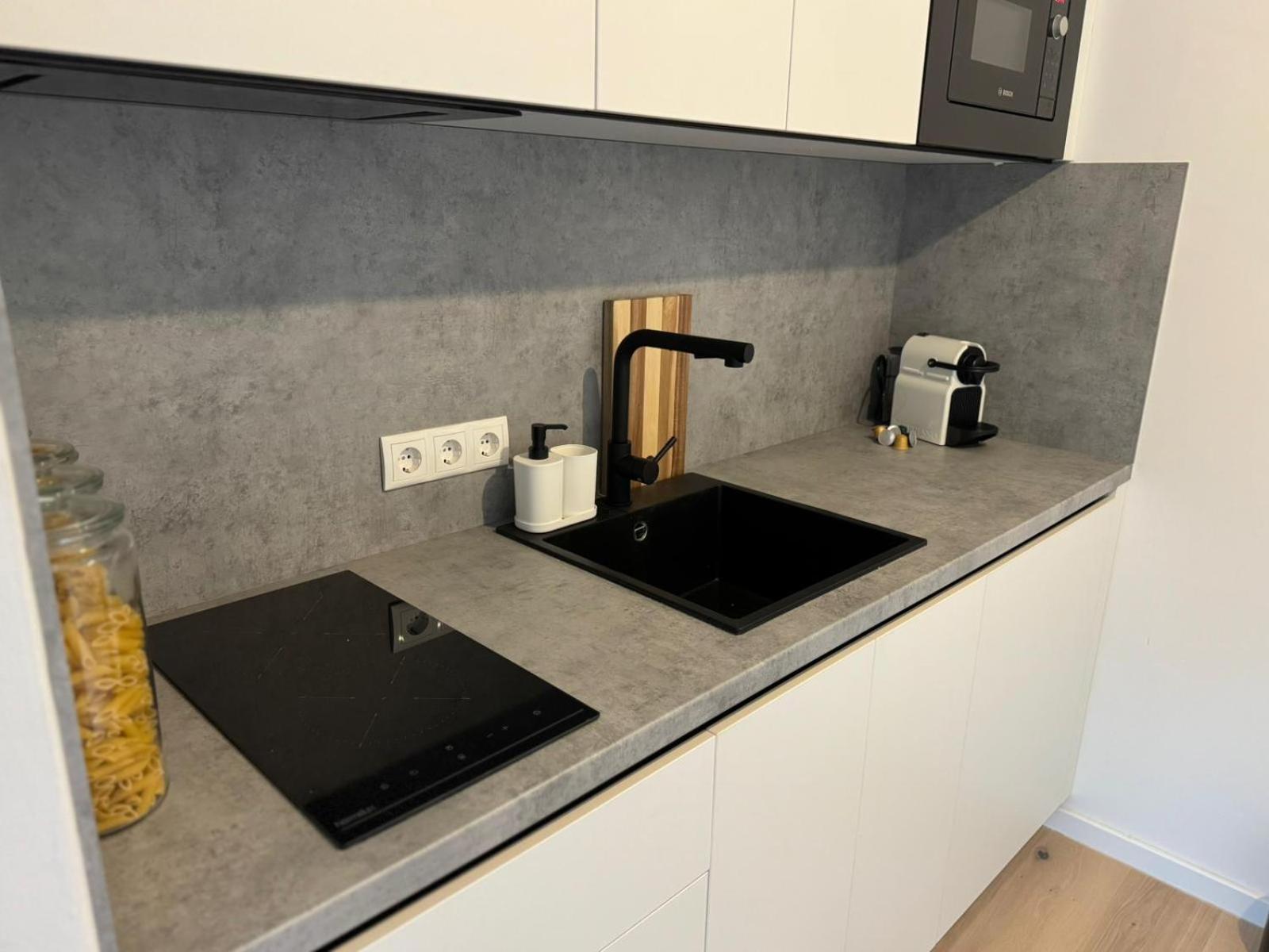 Train Station, Kahlenberg, Historic, Danube - Axara Housing Fhg 16 Apartment Vienna